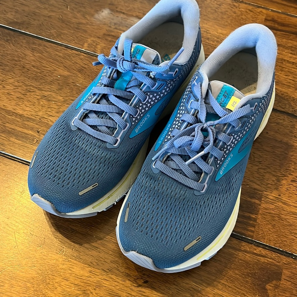 Brooks ghost 14 size 8.5